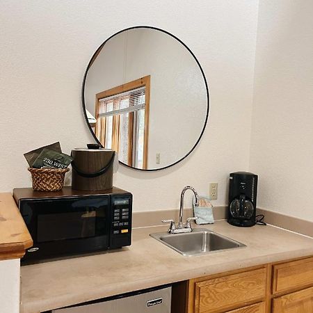 Cozy Cabin Suite Bed And Breakfast Woodland Park Exteriör bild
